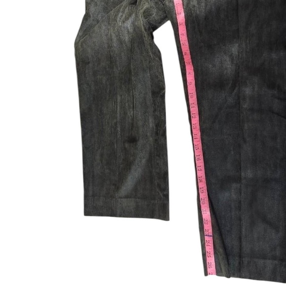 Giorgio Armani Le Collezioni Grey/Green Pants Size 38 Wide. Leather-ish Finish - Picture 6 of 8